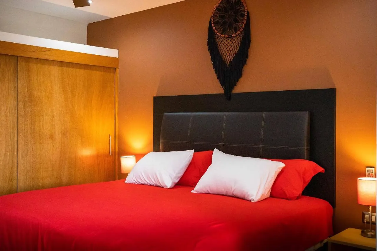 Casalesgarcons 0*, Playa del Carmen